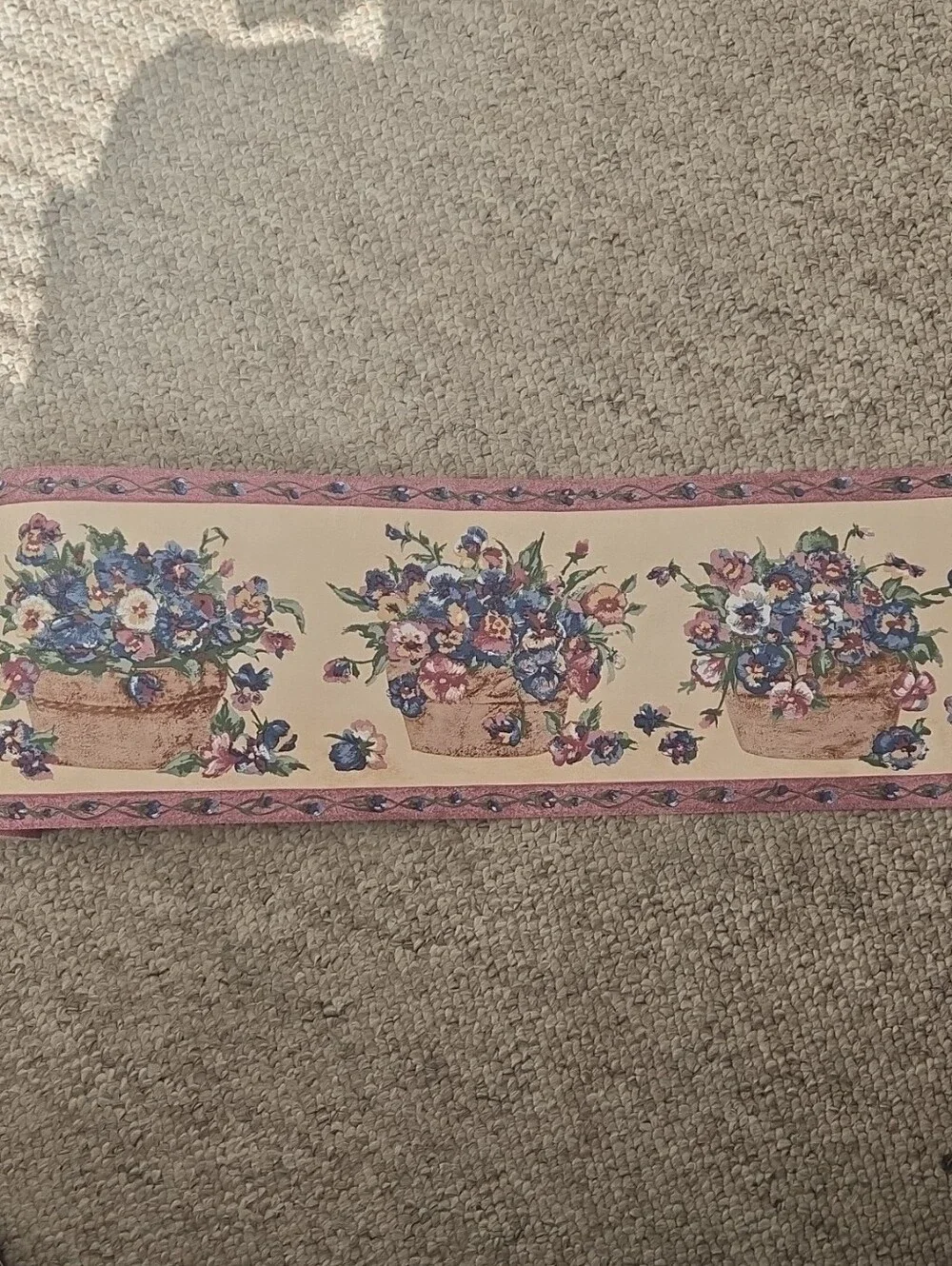 Vintage Sunworthy Floral Basket Wallpaper Border – Cream, Pink, Blue, Green